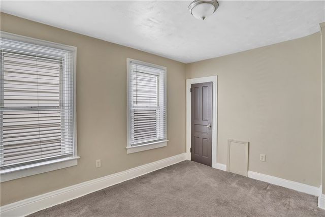 314 Grove St, Mckees Rocks, PA 15136