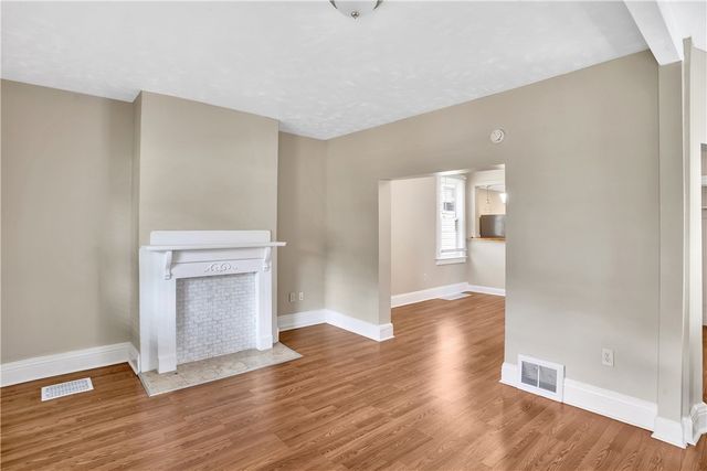 314 Grove St, Mckees Rocks, PA 15136