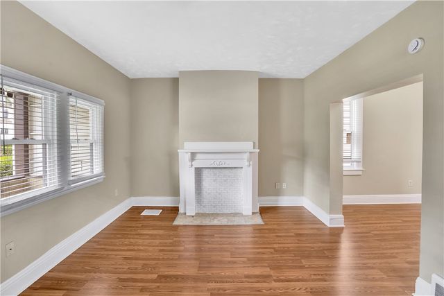 314 Grove St, Mckees Rocks, PA 15136