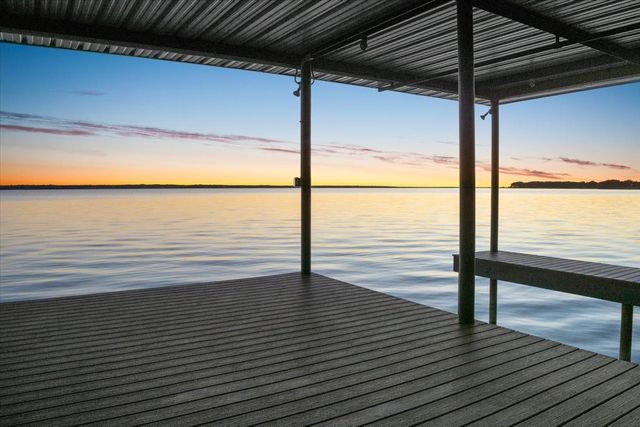 1194 The Shores Drive, Corsicana, TX 75109