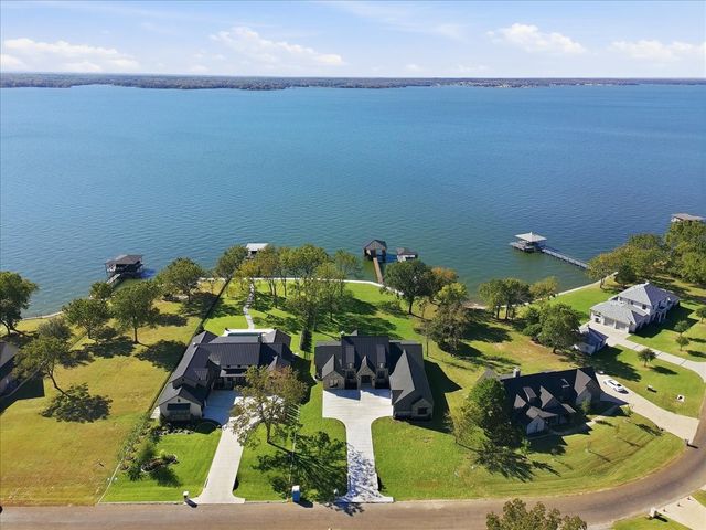 1194 The Shores Drive, Corsicana, TX 75109