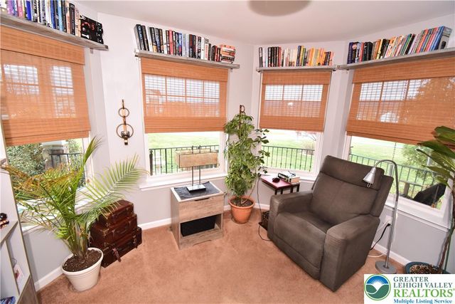 1220 Jane Lane, Pen Argyl Boro, PA 18072