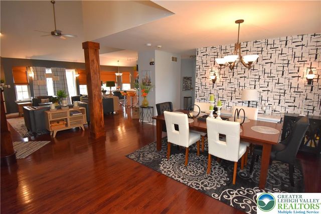 1220 Jane Lane, Pen Argyl Boro, PA 18072