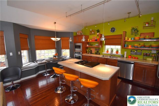 1220 Jane Lane, Pen Argyl Boro, PA 18072