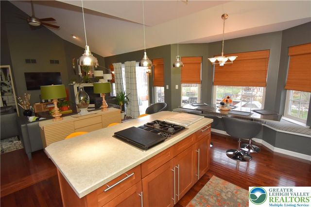 1220 Jane Lane, Pen Argyl Boro, PA 18072