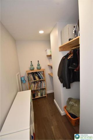 1220 Jane Lane, Pen Argyl Boro, PA 18072