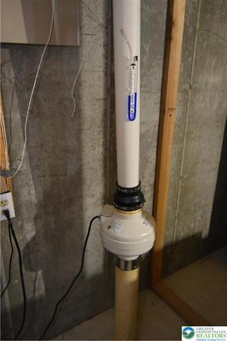 1220 Jane Lane, Pen Argyl Boro, PA 18072