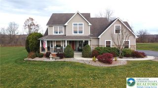 1220 Jane Lane, Pen Argyl Boro, PA 18072