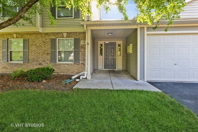 305 Buckingham Circle A, Elgin, IL 60120