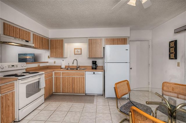 484 CORONADO ROAD, Venice, FL 34293