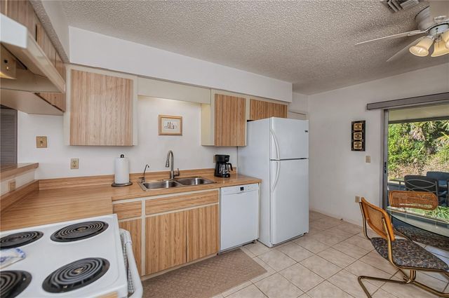 484 CORONADO ROAD, Venice, FL 34293