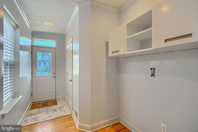 12 S CASTLE ST, Baltimore, MD 21231