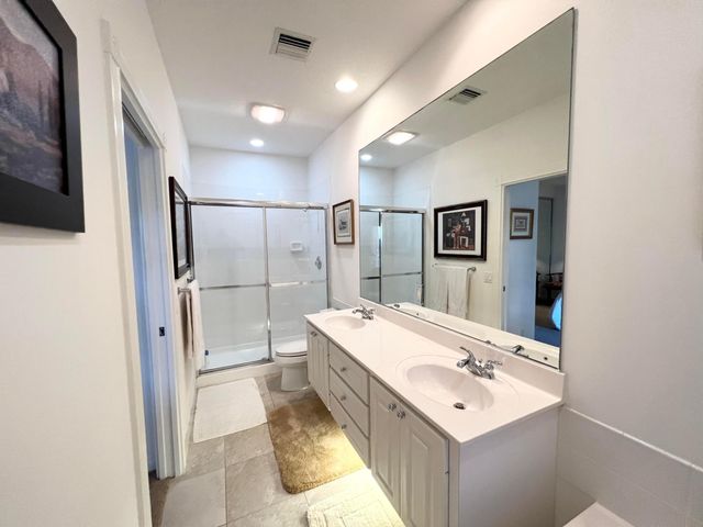 2913 E Community Drive, Jupiter, FL 33458