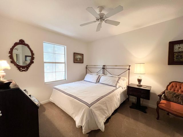 2913 E Community Drive, Jupiter, FL 33458