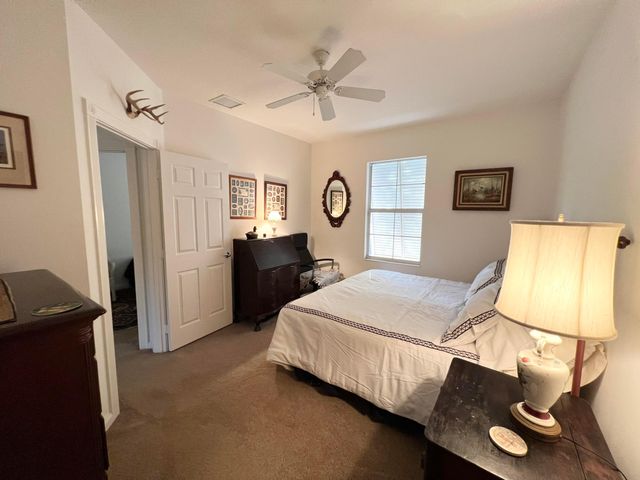 2913 E Community Drive, Jupiter, FL 33458
