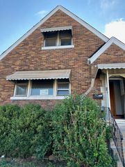 1430 S Central Avenue, Cicero, IL 60804