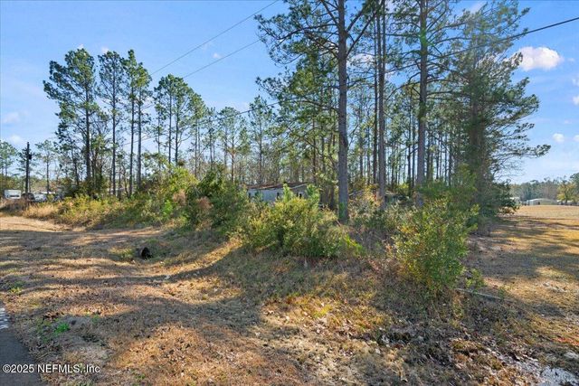 45185 GAIL Drive, Callahan, FL 32011