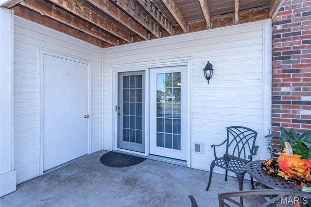 3402 Country Stone Manor Drive E, Valley Park, MO 63088