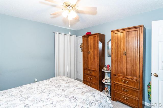 3402 Country Stone Manor Drive E, Valley Park, MO 63088