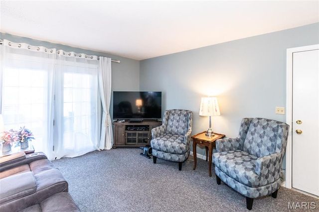 3402 Country Stone Manor Drive E, Valley Park, MO 63088