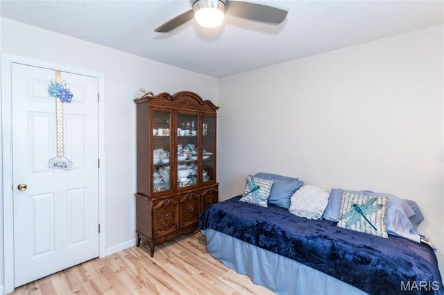 3402 Country Stone Manor Drive E, Valley Park, MO 63088