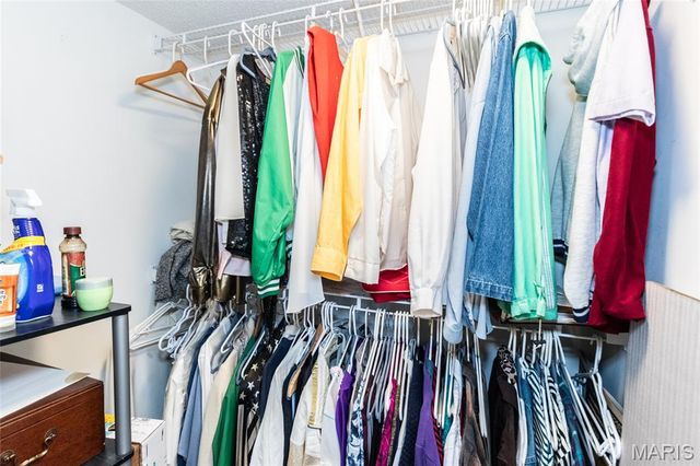 3402 Country Stone Manor Drive E, Valley Park, MO 63088