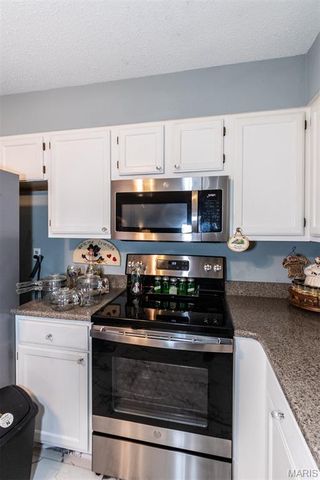 3402 Country Stone Manor Drive E, Valley Park, MO 63088