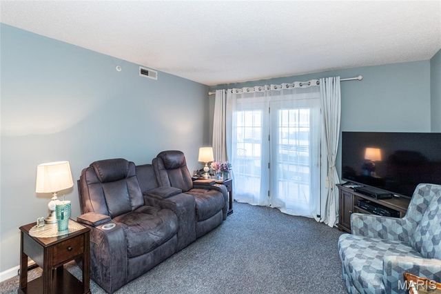 3402 Country Stone Manor Drive E, Valley Park, MO 63088