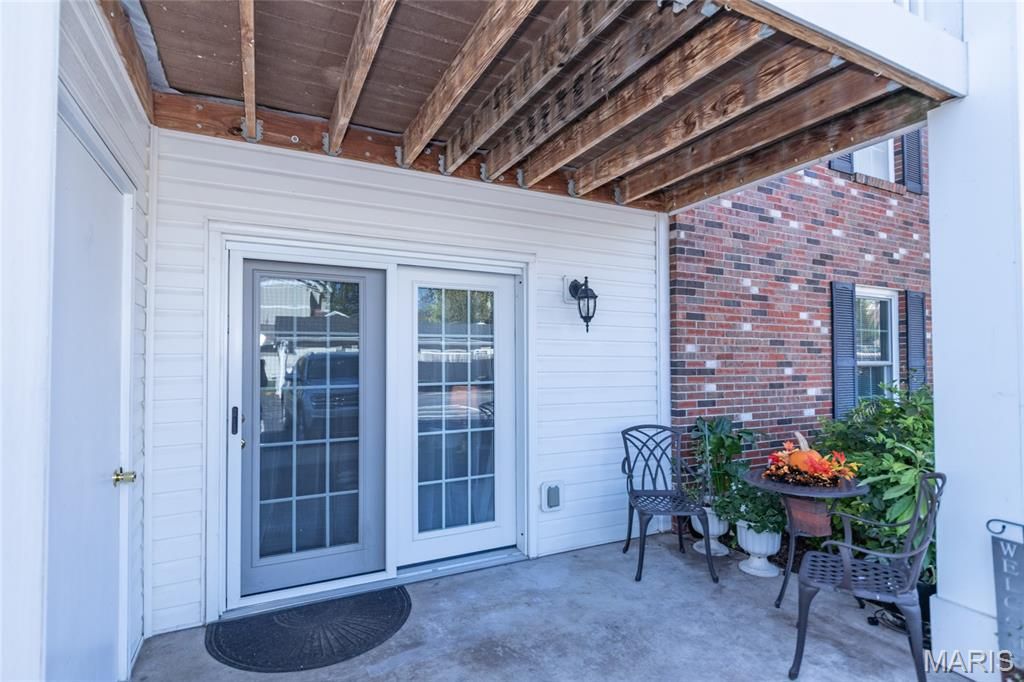 3402 Country Stone Manor Drive E, Valley Park, MO 63088