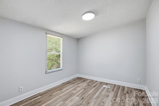 1315 Poplar Glen Drive, Kannapolis, NC 28083