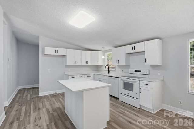 1315 Poplar Glen Drive, Kannapolis, NC 28083