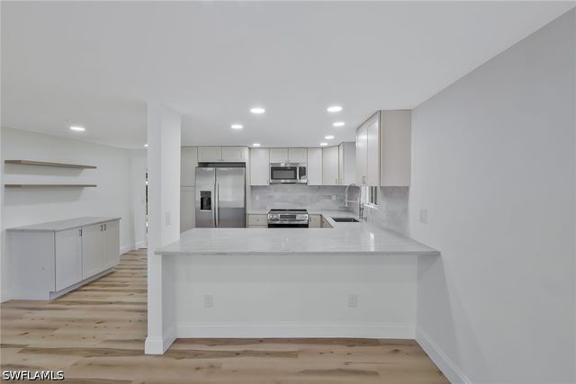 1755 Oakley AVE, Fort Myers, FL 33901