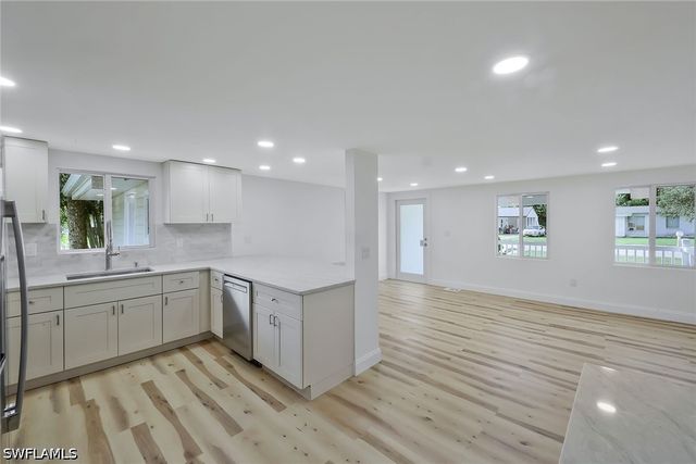 1755 Oakley AVE, Fort Myers, FL 33901