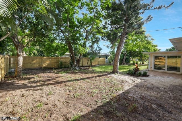 1755 Oakley AVE, Fort Myers, FL 33901
