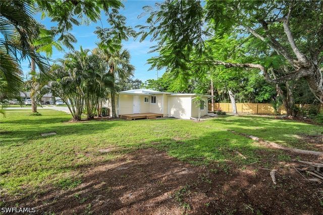 1755 Oakley AVE, Fort Myers, FL 33901