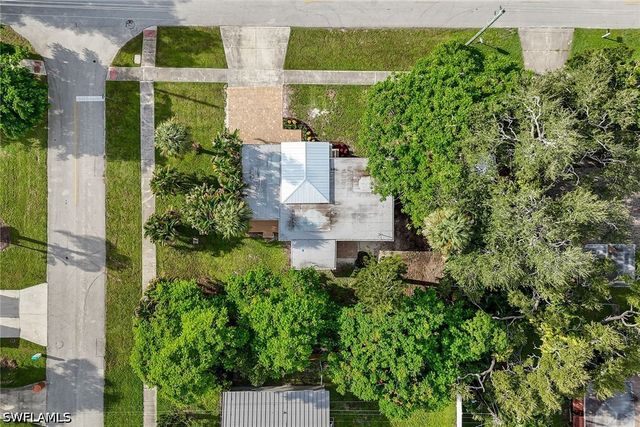 1755 Oakley AVE, Fort Myers, FL 33901