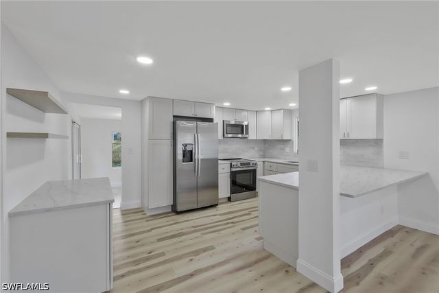 1755 Oakley AVE, Fort Myers, FL 33901