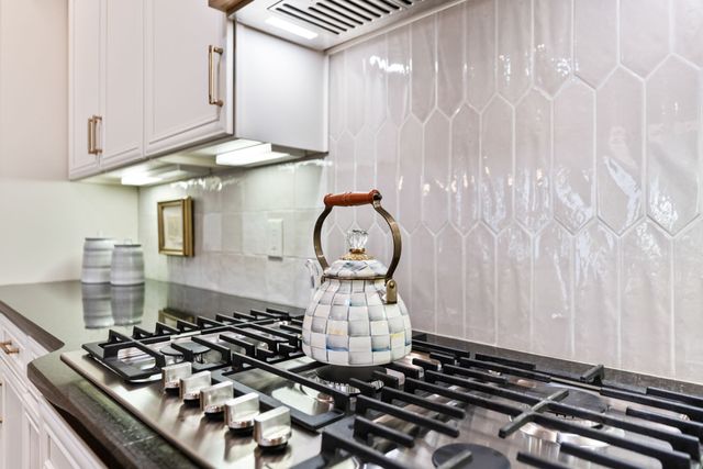 1690 Noah Ln, Gallatin, TN 37066