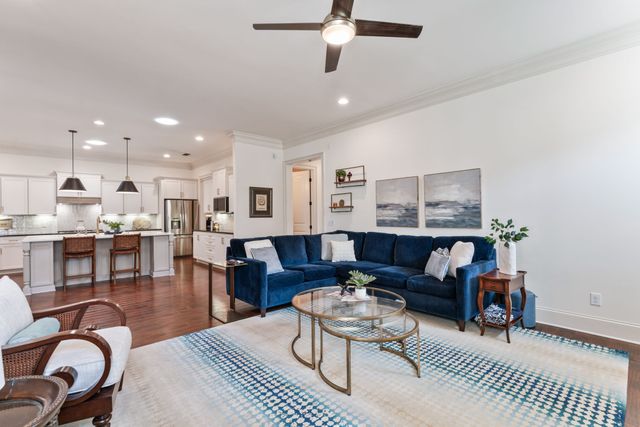 1690 Noah Ln, Gallatin, TN 37066