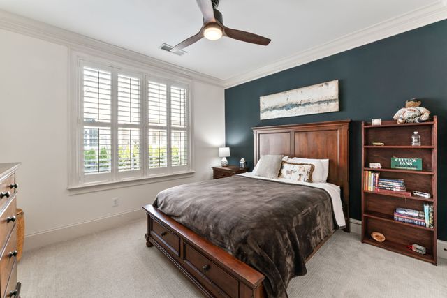 1690 Noah Ln, Gallatin, TN 37066