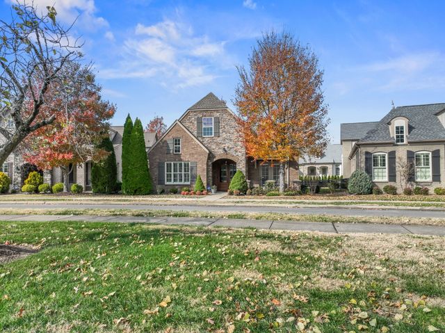 1690 Noah Ln, Gallatin, TN 37066