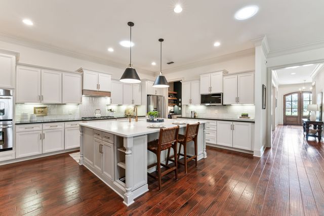 1690 Noah Ln, Gallatin, TN 37066