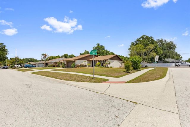 1836 CRAVEN DRIVE, Seffner, FL 33584