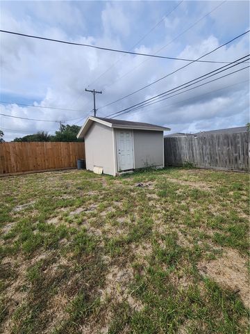 4401 Driftwood Pl, Corpus Christi, TX 78411