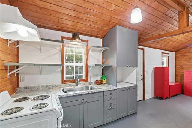 2468 Richelieu Avenue, Los Angeles, CA 90032