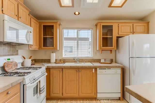 3210 Santa Maria Way 85, Santa Maria, CA 93455