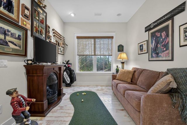 403 Four Seasons Boulevard, Summerville, SC 29486