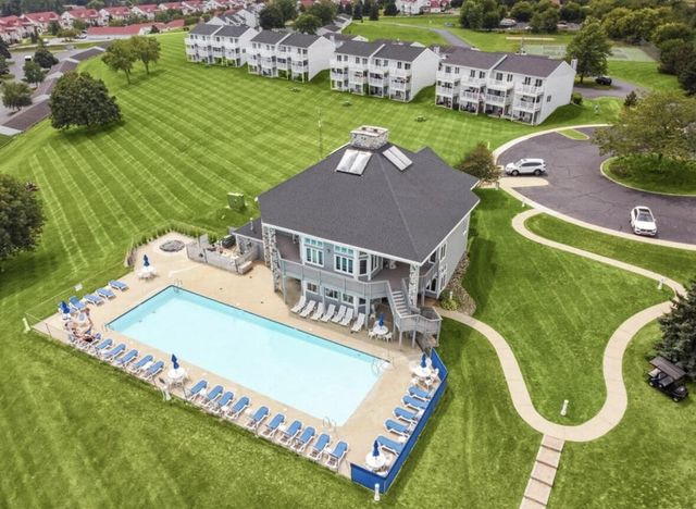 1416 S Delavan Club DRIVE, Delavan, WI 53115