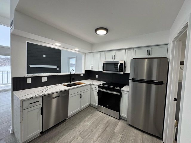 1416 S Delavan Club DRIVE, Delavan, WI 53115