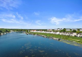 1416 S Delavan Club DRIVE, Delavan, WI 53115